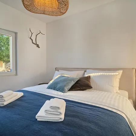 Porto Manera, Summer House Sevid * Rogoznica