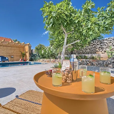 Villa Porto Manera, Summer House Sevid *