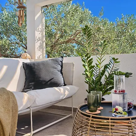 Porto Manera, Summer House Sevid Rogoznica