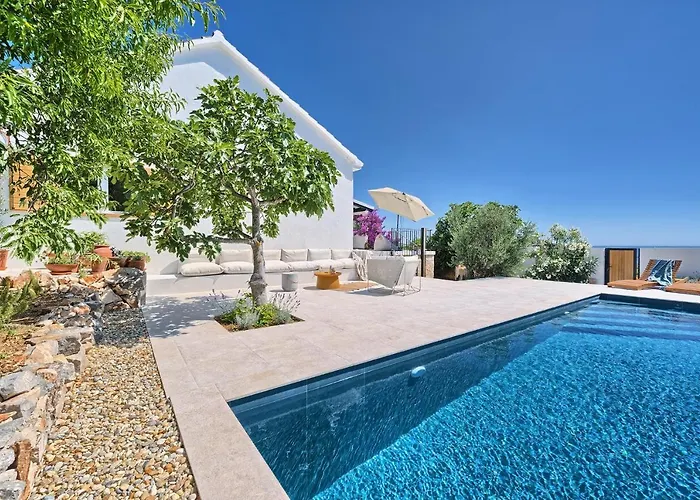 Villa Porto Manera, Summer House Sevid *