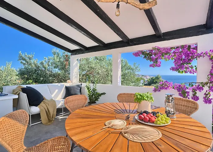 Porto Manera, Summer House Sevid *