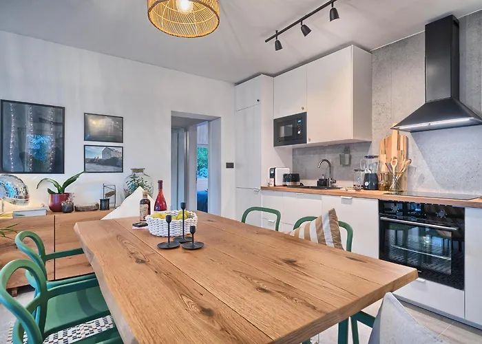 Porto Manera, Summer House Sevid Villa *